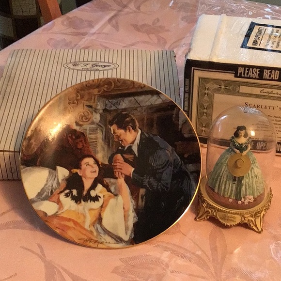 FRANKLIN MINT AND TURNER ENTERTAINMENT CO Other - GONE WITH THE WIND MEMORABILIA 2 ITEMS